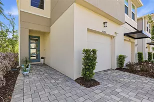 4220 Cloud Hopper Wy, Lutz, FL 33559 - Photo 2
