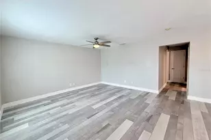 5075 Starfish Dr SE, Saint Petersburg, FL 33705 - Photo 6