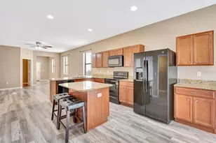 9116 Mountain Camellia Ln, Riverview, FL 33578 - Photo 12