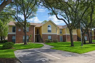 8613 Mallard Reserve Dr, Tampa, FL 33614 - Photo 1