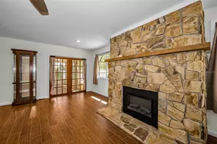 11490 84th Ave, Seminole, FL 33772 - Photo 14