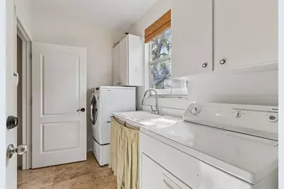 3112 W Coachman Avenue, Tampa, FL 33611 - Photo 52
