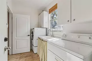 3112 W Coachman Ave, Tampa, FL 33611 - Photo 52