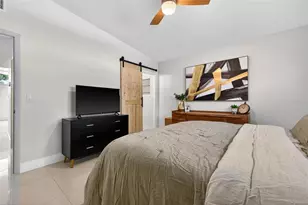 4905 N Mendenhall Dr, Tampa, FL 33603 - Photo 22