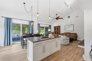 13917 76th Terrace, Seminole, FL 33776 - Photo 18