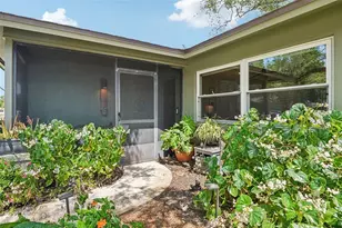 11469 Imperial Grove Dr E, Largo, FL 33774 - Photo 2