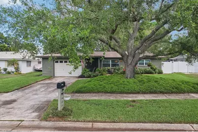 11469 Imperial Grove Drive E, Largo, FL 33774 - Photo 28