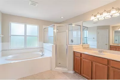 8602 Sandy Plains Drive, Riverview, FL 33578 - Photo 14