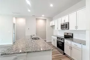 3809 N Salford Blvd, North Port, FL 34286 - Photo 4