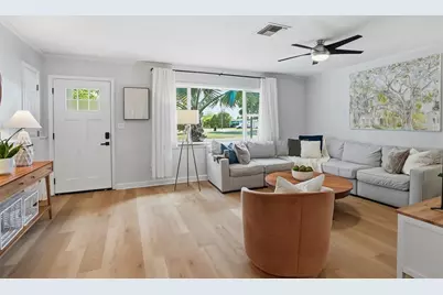 1349 78th Avenue N, Saint Petersburg, FL 33702 - Photo 2