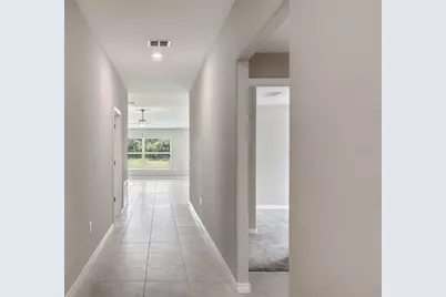 7122 Samuel Ivy Drive, Tampa, FL 33619 - Photo 4