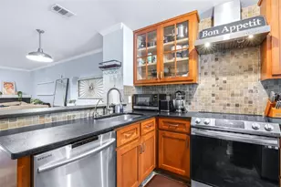 5720 Dalden Dr, Temple Terrace, FL 33617 - Photo 8