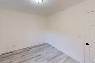 4421 Gandy Cir, Tampa, FL 33616 - Photo 10