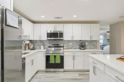 8373 76th Avenue, Seminole, FL 33777 - Photo 14