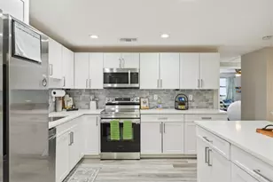 8373 76th Ave, Seminole, FL 33777 - Photo 14