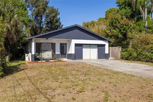 5748 60th Way N, Saint Petersburg, FL 33709 - Photo 1