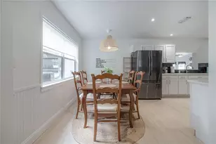 1304 W Bogie Dr, Tampa, FL 33612 - Photo 18