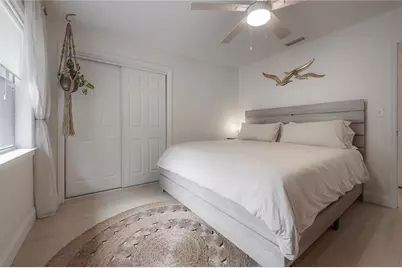 1304 W Bogie Drive, Tampa, FL 33612 - Photo 28