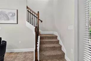 143 Grande Villa Dr, Lutz, FL 33548 - Photo 30