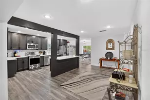 723 W Pinedale Dr, Plant City, FL 33563 - Photo 12