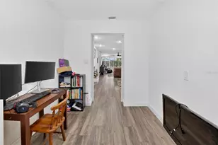 723 W Pinedale Dr, Plant City, FL 33563 - Photo 10