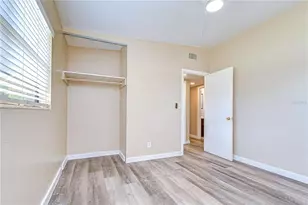 306 E Langford Dr, Plant City, FL 33563 - Photo 16