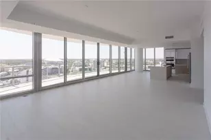 400 Central Ave, Saint Petersburg, FL 33701 - Photo 8