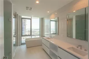 400 Central Ave, Saint Petersburg, FL 33701 - Photo 20