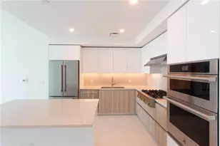 400 Central Ave, Saint Petersburg, FL 33701 - Photo 10