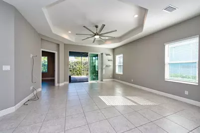 4311 Star Apple Terrace, Bradenton, FL 34203 - Photo 4