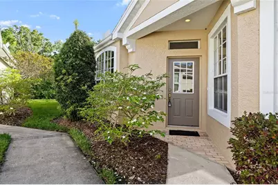 9838 Bridgeton Drive, Tampa, FL 33626 - Photo 4