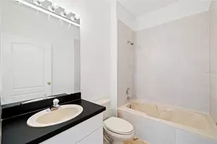 9838 Bridgeton Dr, Tampa, FL 33626 - Photo 22