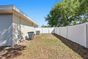 1817 Hunt Ln, Clearwater, FL 33764 - Photo 32