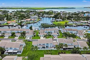 6490 Cape Hatteras Way NE, Saint Petersburg, FL 33702 - Photo 1