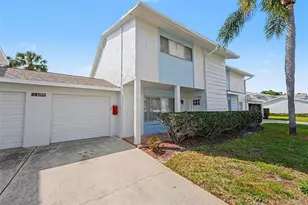 6490 Cape Hatteras Way NE, Saint Petersburg, FL 33702 - Photo 2