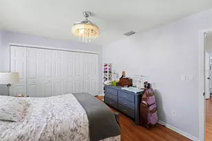 6490 Cape Hatteras Way NE, Saint Petersburg, FL 33702 - Photo 14