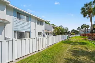 6490 Cape Hatteras Way NE, Saint Petersburg, FL 33702 - Photo 26