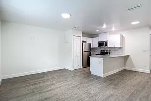 326 S Grosse Ave, Tarpon Springs, FL 34689 - Photo 10