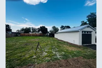 37421 Lupine Drive, Zephyrhills, FL 33541 - Photo 4