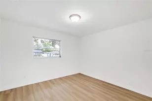 545 N Terrace Dr, Brandon, FL 33510 - Photo 14