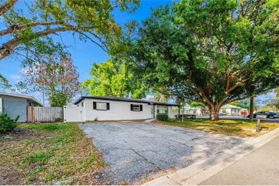 545 N Terrace Drive, Brandon, FL 33510 - Photo 2