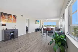 8950 Park Blvd, Seminole, FL 33777 - Photo 16