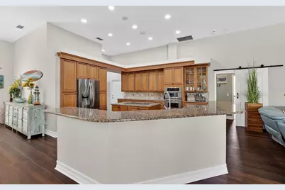5909 Skimmer Point Boulevard S, Gulfport, FL 33707 - Photo 12