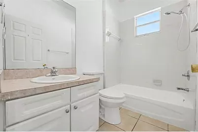 6228 Alamanda Hills Boulevard, Lakeland, FL 33813 - Photo 12