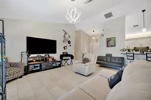 4538 35th Ave Cir E, Palmetto, FL 34221 - Photo 8