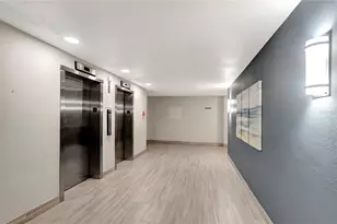 500 Treasure Island Causeway, Treasure Island, FL 33706 - Photo 24