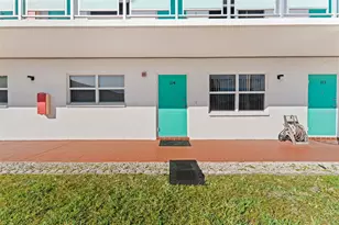 1950 59th Ave N, Saint Petersburg, FL 33714 - Photo 4