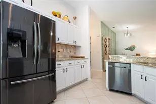 2313 Brookfield Greens Cir, Sun City Center, FL 33573 - Photo 28