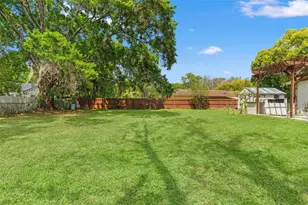 2524 Victarra Cir, Lutz, FL 33559 - Photo 24