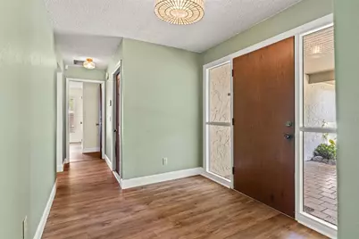 2524 Victarra Circle, Lutz, FL 33559 - Photo 4